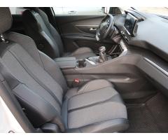 Peugeot 3008 1.2 PureTech 96kW - 12