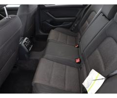 Volkswagen Passat 1.6 TDI 88kW - 12