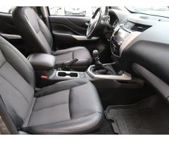 Nissan Navara 2.3 dCi 140kW - 12