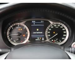 Nissan Navara 2.3 dCi 140kW - 17