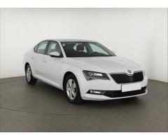 ŠKODA SUPERB COMBI 2.0TDI 140 LAURIN&K 4X4 DSG 7ST