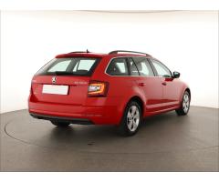 Škoda Octavia 1.6 TDI 85kW - 7