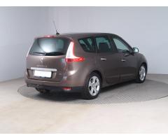 Renault Grand Scenic 1.9 dCi 96kW - 7