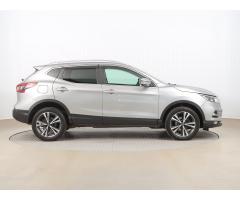 Nissan Qashqai 1.6 DIG-T 120kW - 8