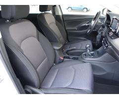 Hyundai i30 1.6 CRDi 85kW - 12