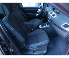 Renault Grand Scenic 1.9 dCi 96kW - 12