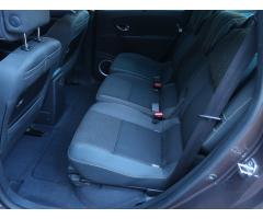 Renault Grand Scenic 1.9 dCi 96kW - 15