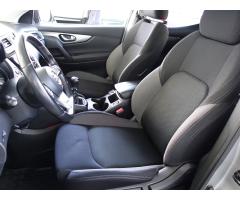 Nissan Qashqai 1.6 DIG-T 120kW - 16