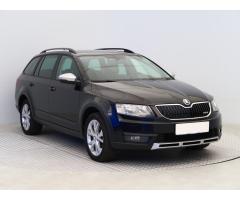 ŠKODA SUPERB COMBI 2.0TDI 140 LAURIN&K 4X4 DSG 7ST