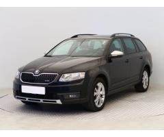 ŠKODA SUPERB COMBI 2.0TDI 140 LAURIN&K 4X4 DSG 7ST