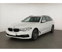 BMW Řada 5 530d xDrive 195kW - 3