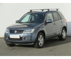 Suzuki Grand Vitara 2.0 103kW - 3