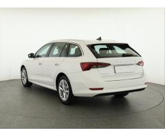 Škoda Octavia 1.5 TSI 110kW - 5