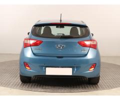 Hyundai i30 1.6 CRDi 81kW - 6