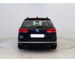 Volkswagen Passat 2.0 TDI 130kW - 6