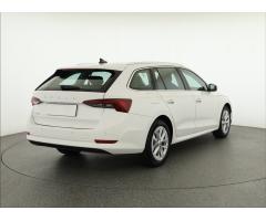 Škoda Octavia 1.5 TSI 110kW - 7