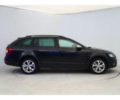 Škoda Octavia 2.0 TDI 110kW - 8