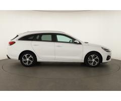 Hyundai i30 1.6 CRDi 85kW - 8