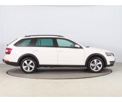 Škoda Octavia 2.0 TSI 140kW - 8