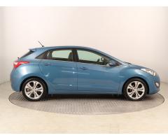 Hyundai i30 1.6 CRDi 81kW - 8