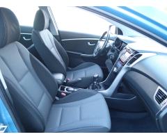 Hyundai i30 1.6 CRDi 81kW - 12