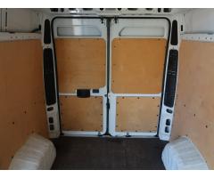 Peugeot Boxer 2.2 BlueHDi 103kW - 17