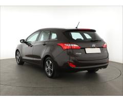 Hyundai i30 1.6 GDI 99kW - 5