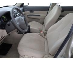 Hyundai Accent 1.4i 71kW - 13