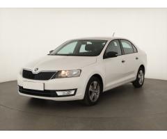 ŠKODA SUPERB COMBI 2.0TDI 140 LAURIN&K 4X4 DSG 7ST