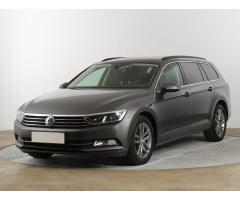 Volkswagen Passat 2.0 TDI 110kW - 3