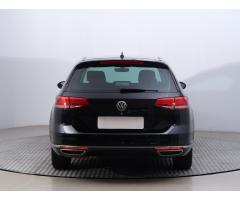 Volkswagen Passat 2.0 TDI 140kW - 6