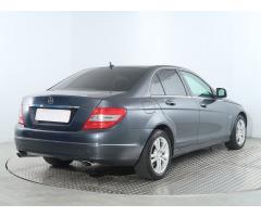 Mercedes-Benz Třídy C C 320 CDI 4MATIC 165kW - 7