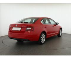 Škoda Octavia 1.6 TDI 85kW - 7