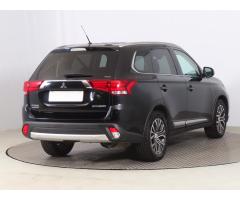 Mitsubishi Outlander 2.0 110kW - 7