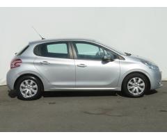 Peugeot 208 1.2 PureTech 60kW - 8