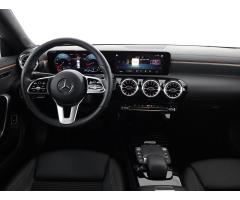 Mercedes-Benz CLA 200 120kW - 9