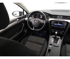 Volkswagen Passat 2.0 TDI 110kW - 9