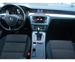 Volkswagen Passat 2.0 TDI 140kW - 10