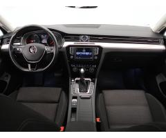 Volkswagen Passat 2.0 TDI 110kW - 10