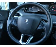 Peugeot 2008 1.2 PureTech 60kW - 23