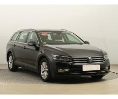 Volkswagen Passat 2.0 TDI 90kW - 1