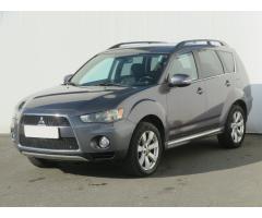 Mitsubishi Outlander 2.2 DI-D 130kW - 3