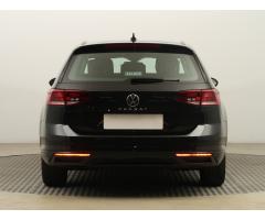 Volkswagen Passat 2.0 TDI 90kW - 6