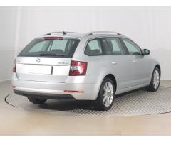 Škoda Octavia 1.6 TDI 85kW - 7