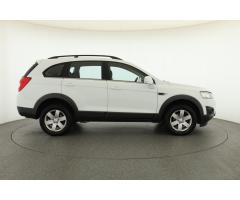 Chevrolet Captiva 2.4 i 123kW - 8