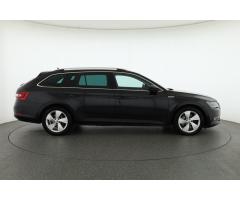 Škoda Superb 2.0 TDI 110kW - 8