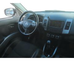 Mitsubishi Outlander 2.2 DI-D 130kW - 9