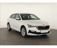 ŠKODA SUPERB COMBI 2.0TDI 140 LAURIN&K 4X4 DSG 7ST