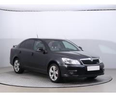 ŠKODA SUPERB COMBI 2.0TDI 140 LAURIN&K 4X4 DSG 7ST