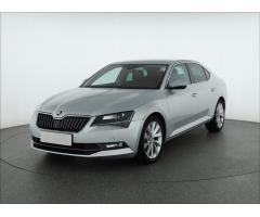 ŠKODA SUPERB COMBI 2.0TDI 140 LAURIN&K 4X4 DSG 7ST